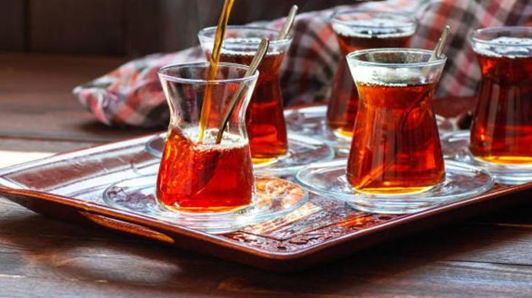 Çayı demlerken gözden kaçan hata Acılaşmaması için böyle demlemek gerekiyormuş