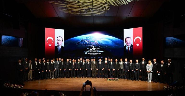 Bakan Kacır: Türksat 7Ayı hayata geçirmek için gayret gösteriyoruz