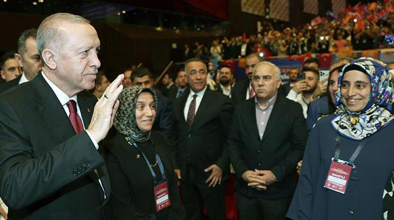 İBBdeki yolsuzluk soruşturması | Erdoğan: Ahtapotun kolları bir bir deşifre oluyor, örgütü dostları itiraf ediyor
