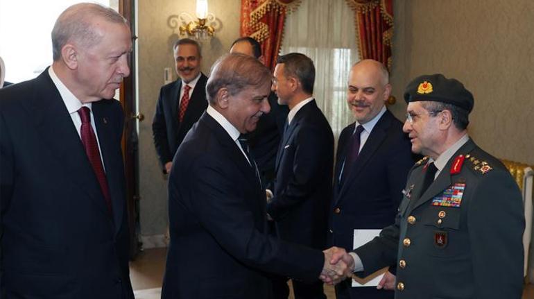 Cumhurbaşkanı Erdoğan, İstanbulda Şahbaz Şerifi kabul etti