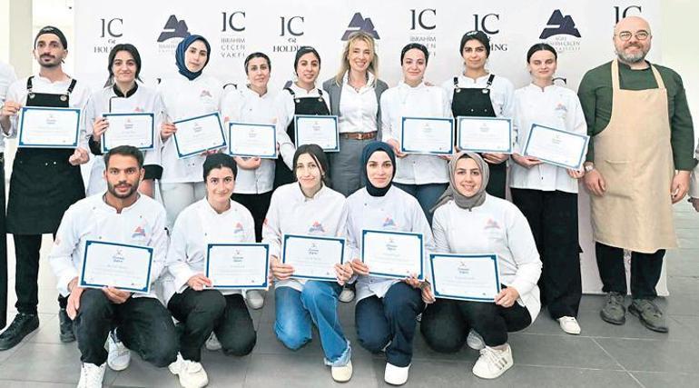 ‘Zirve’ yolcusu şefleri yetiştiriyor
