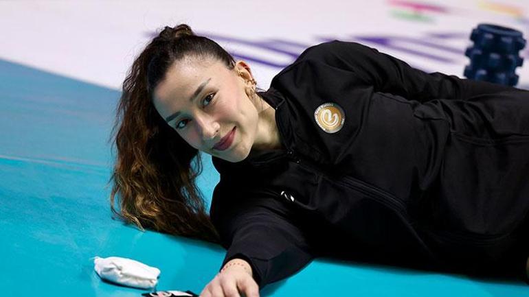 Hande Baladından Fenerbahçe şampiyonluk paylaşımı Alessia Orro’dan Türkçe destek