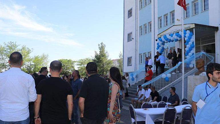 25 yıl sonra bir araya geldiler 15-16 yaşlarımıza döndük