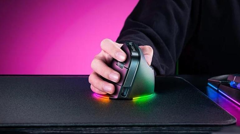 Razerin ilk dikey faresi Pro Click V2 Vertical Edition İşte özellikleri