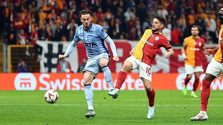 Okan Buruk Galatasaraydan ayrılacak yıldızları açıkladı Victor Osimhen cevabı