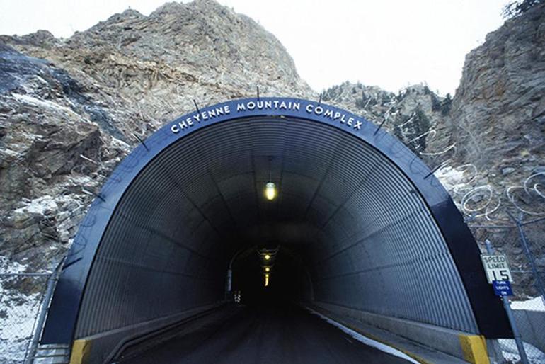 Ultra zenginlere kıyamet planı Tartışma aynı, gerçek başka: Yeraltında 170 sığınak var mı