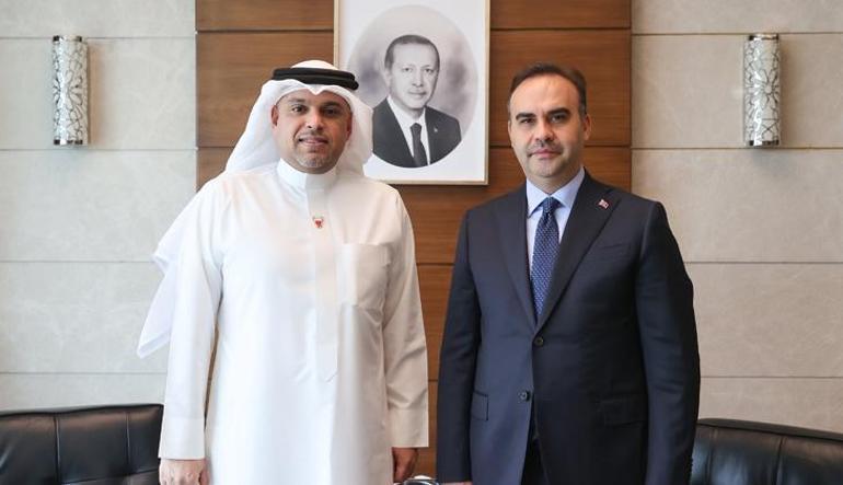 Bakan Kacır, İran, Almanya ve Bahreynin Ankara büyükelçilerini kabul etti