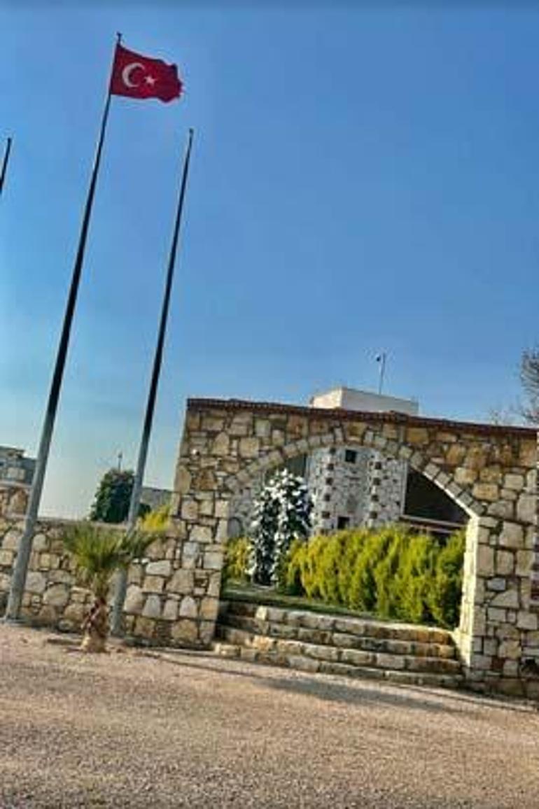 Zorluklar içinde okudu doktor oldu Çocukluk aşkıydı ölüm bile ayarımadı