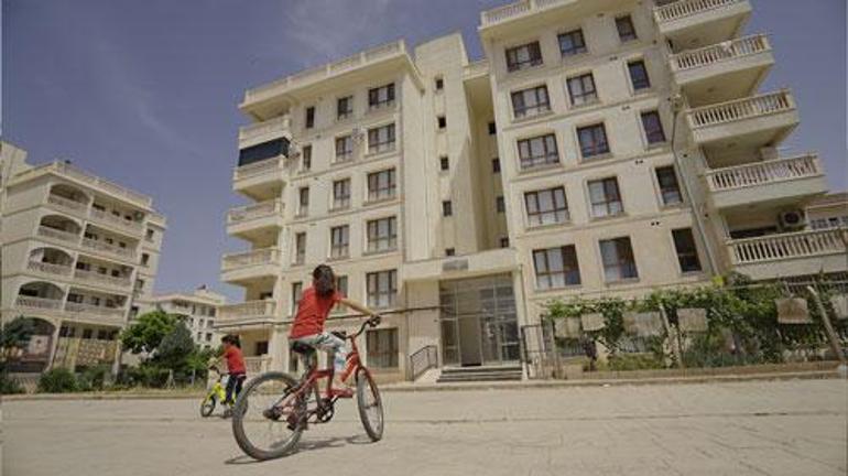 Bakan Kurum yeni Nusaybini paylaştı Terörün izleri böyle silindi