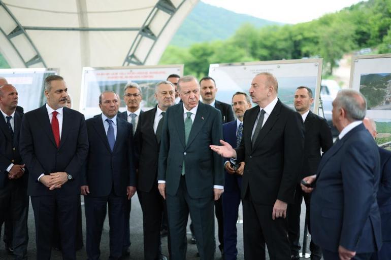 Erdoğan ve Aliyev, Laçın Havalimanını açtı