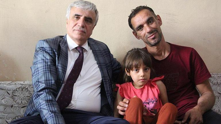 Minik kızının elinden tutup sokak sokak kağıt topluyordu Engelli baba ile ilgili yeni gelişme