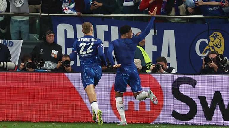 UEFA Konferans Liginde şampiyon Chelsea İlki başardılar