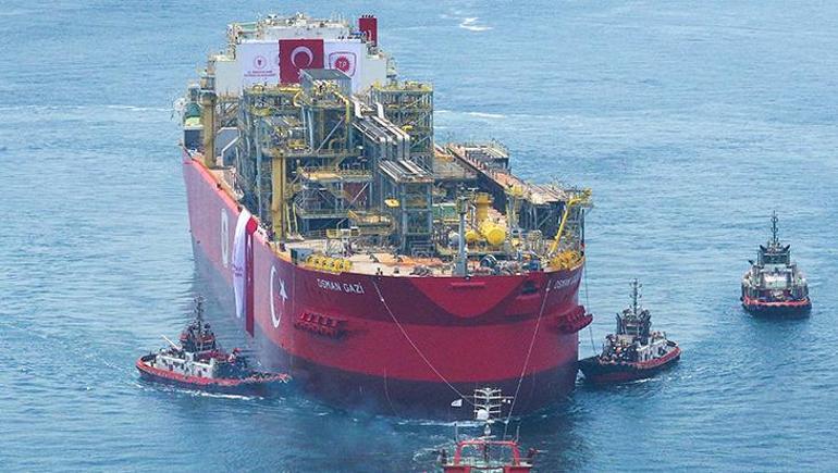 İstanbul Boğazında tarihi an Erdoğan, Osman Gaziyi Karadenize uğurladı