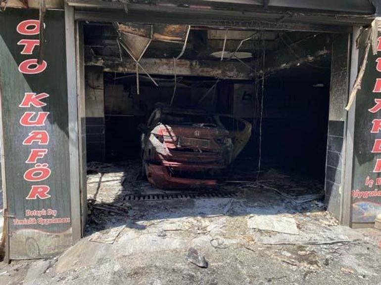 Alevlerin arasında kalan oto yıkamacı hayatını kaybetti Korkunç anlar kamerada