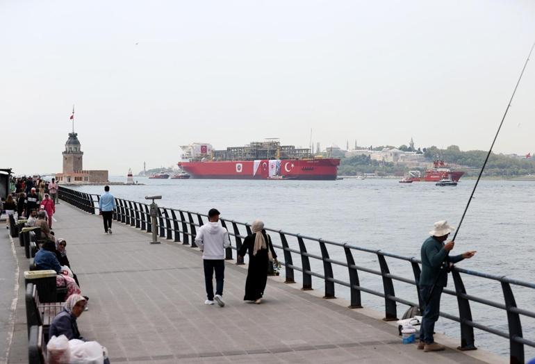 İstanbul Boğazında tarihi an Erdoğan, Osman Gaziyi Karadenize uğurladı