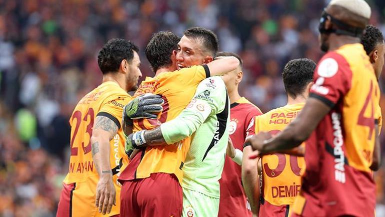 Galatasaraylı yıldız için duygu yüklü sözler: Yürek kaldırmıyor bu vedayı Kalplerde derin bir sızı