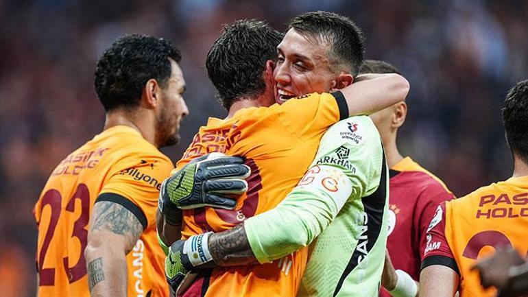 Galatasaraya veda eden Fernando Musleranın yeni takımı belli oluyor Sürpriz transfer