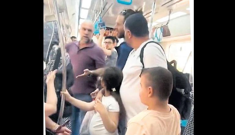 Babaya yumruk infial yarattı Marmaray’da yaşanan şiddete tepkiler toplumda çığ gibi büyüdü