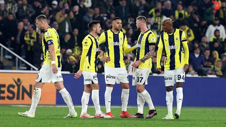 Fenerbahçede yönetim tepkilerin ardından karar değiştirdi