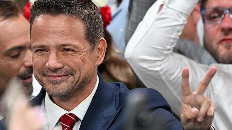 Polonyada soluk soluğa cumhurbaşkanlığı seçimininden sürpriz çıktı