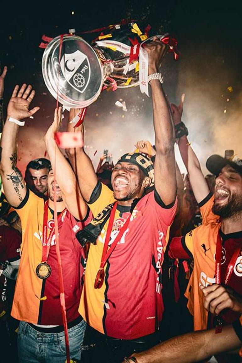 Galatasarayda Osimhenin kaderi için son tarih