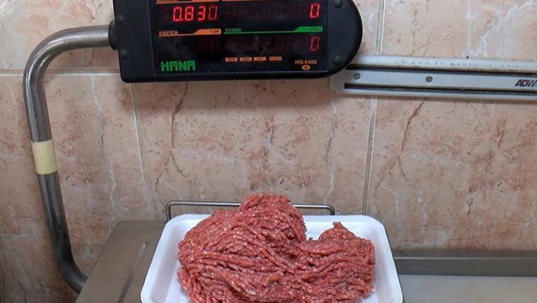 Sokakta merdiven altı kıyma çekenlere tam 63 bin lira ceza