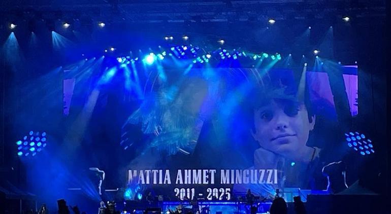 Guns N Roses İstanbul konserinde Mattia Ahmet Minguzziyi andı