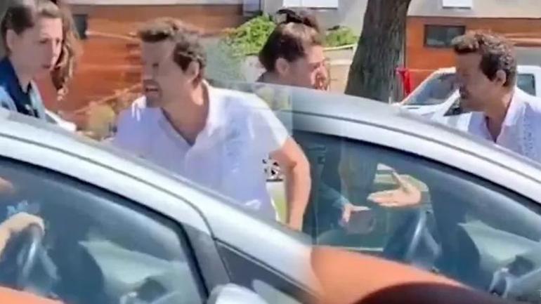 İlker Aksum enlouqueceu no trânsito Ele lançou duras maldições ao motorista com quem discutiu