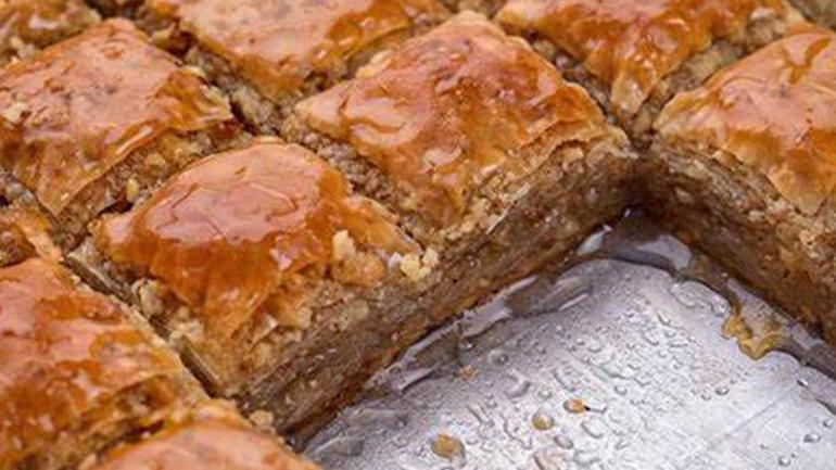 Uzmanından şekersiz ev baklavası tarifi Her dilimi sadece 120–130 kalori