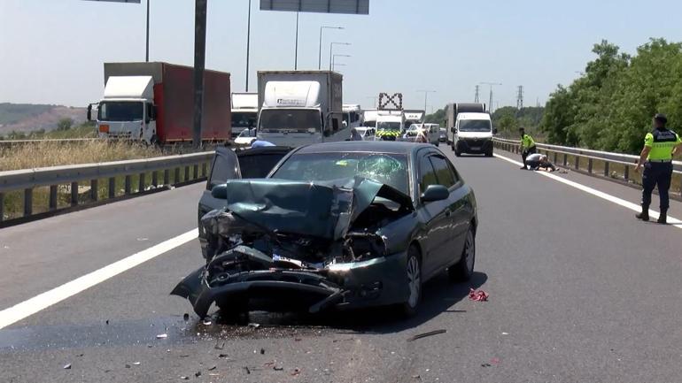 Acı fotoğraf Ambulans gelene kadar annesinin başucundan ayrılmadı