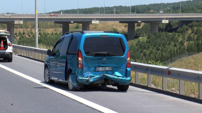 Acı fotoğraf Ambulans gelene kadar annesinin başucundan ayrılmadı