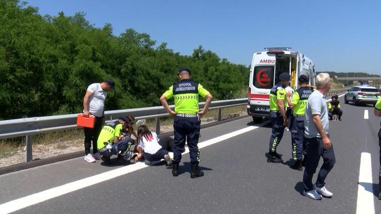 Acı fotoğraf Ambulans gelene kadar annesinin başucundan ayrılmadı