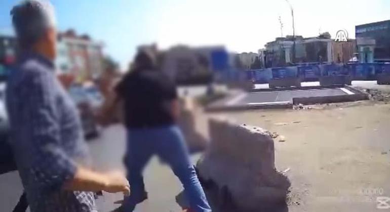 İstanbulda akılalmaz trafik kavgası: Hamile eşinin yanında araçtan indirip darp etti