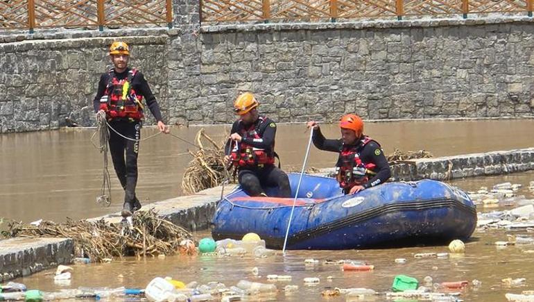 Trabzon’da selden sonra kayıp arayışı 3’üncü gününde: Eşofmanları bulundu