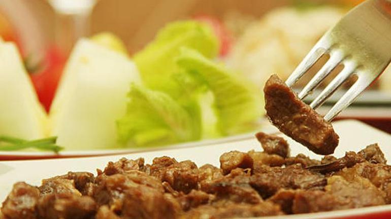 Soda eti yumuşatır mı Sodalı et kavurma nasıl yapılır