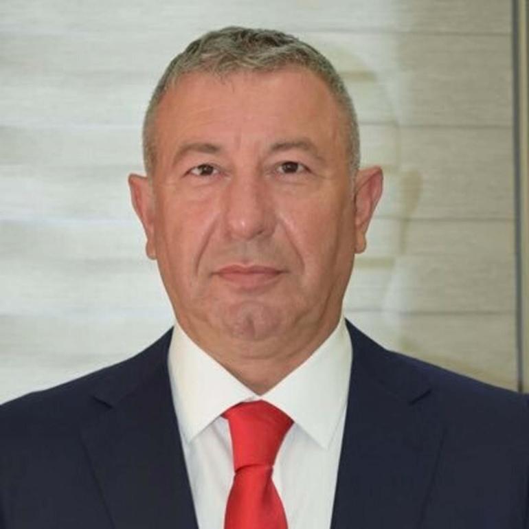 İş insanına sokak ortasında silahlı saldırı: Anbean kameraya yansıdı