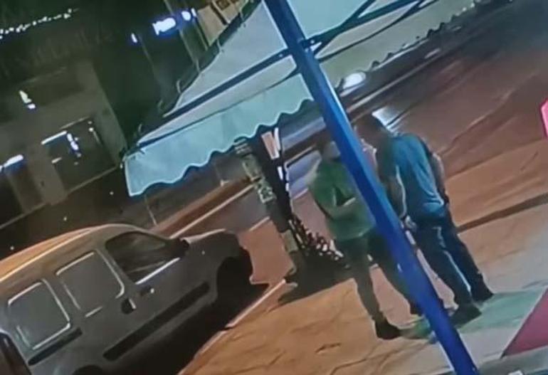 Önce yumruk attı, sonra kalp masajı yaptı Komalık eden kavga kamerada