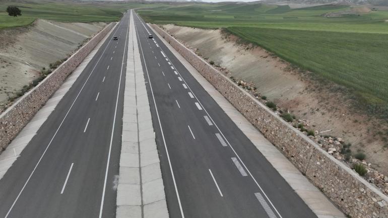 Bakan Uraloğlu duyurdu: Türk marşından sonra yeni melodili yol