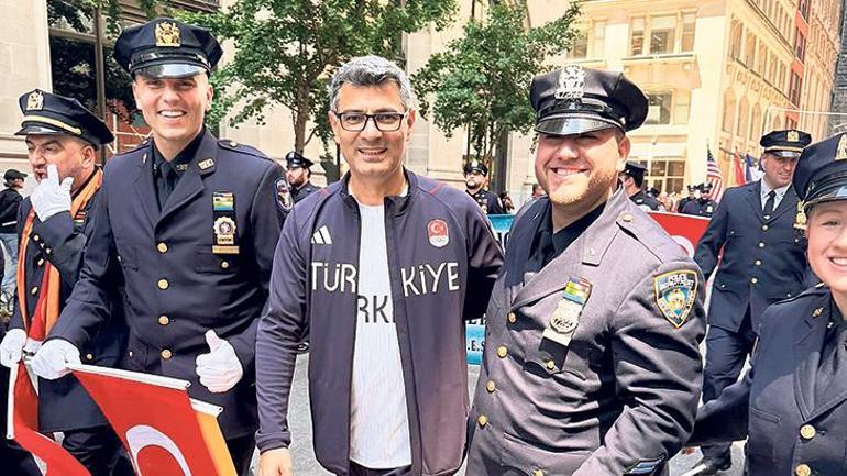 ABDde New York polisinden Barış Alpere sürpriz Nasılsın uşağum