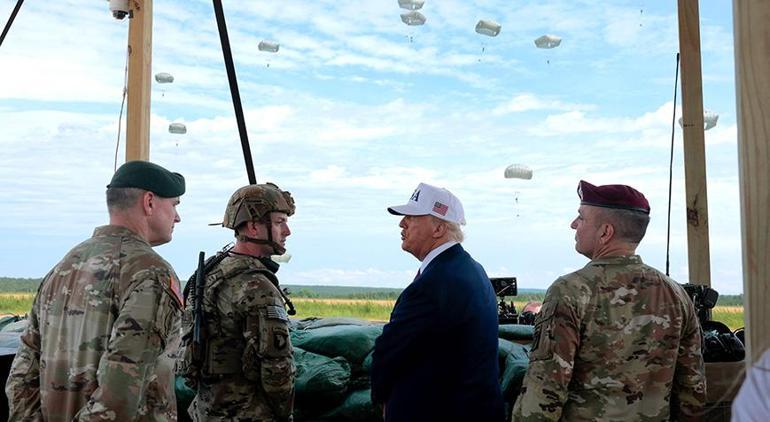 Son dakika: Trumpa cam fanuslu suikast önlemi Ordu ile gözdağı verdi