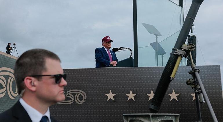 Son dakika: Trumpa cam fanuslu suikast önlemi Ordu ile gözdağı verdi