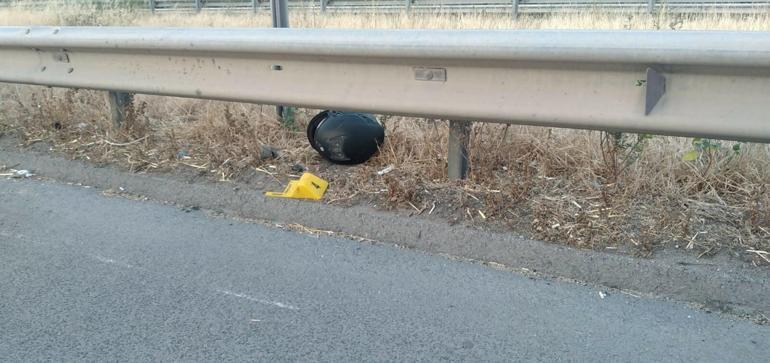 İzmirde feci kaza: 30 metre sürüklenen motokurye hayatını kaybetti