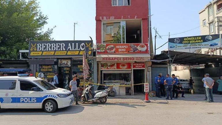 Adanada evlat vahşeti Annesini boğazından bıçaklayarak öldürdü