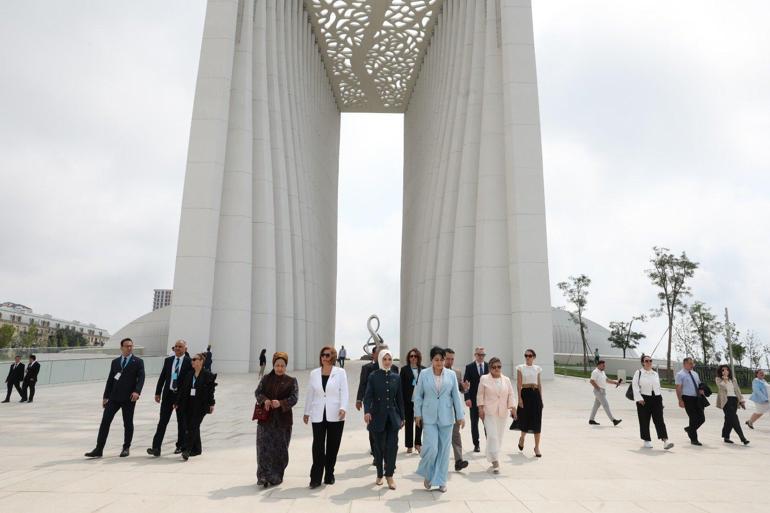 Bakan Göktaş’tan Baküde şehitlik ziyareti