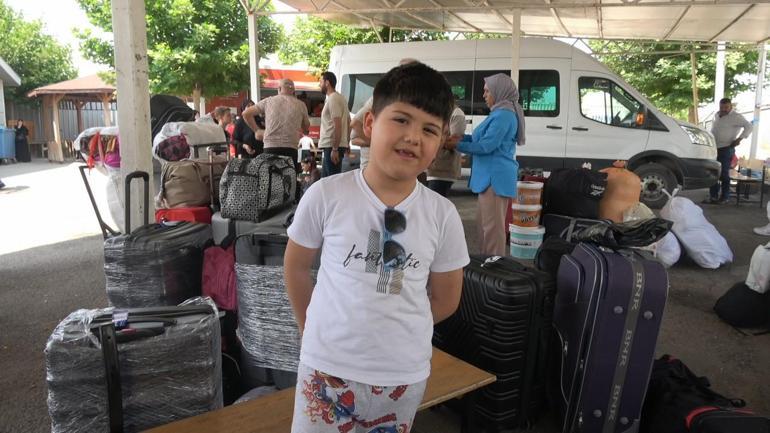 Giden geri gelmiyor: Suriyeli sığınmacıların ülkelerine dönüşü devam ediyor