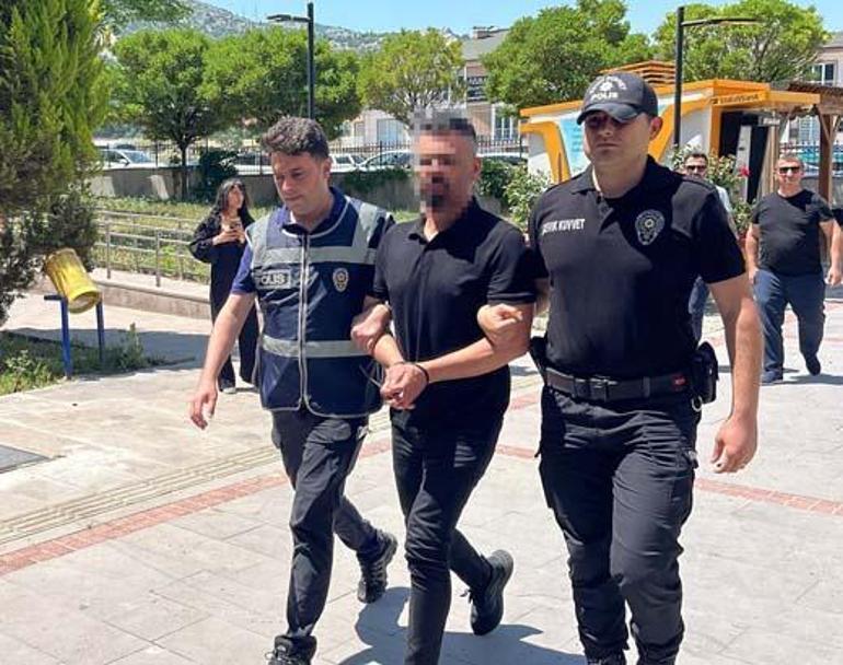 Dehşet evinden detaylar: Ellerinin kanlı olduğunu görünce polisi aradım
