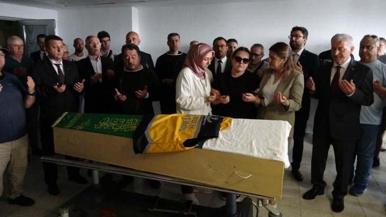 Düğününe 3 ay kalmıştı Nişanlısı tabutuna sarılarak veda etti