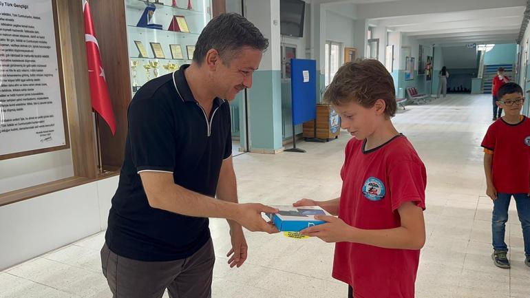 Görüntüleri ortaokul müdürü paylaştı: Bu davranış dikkatimizi çekti