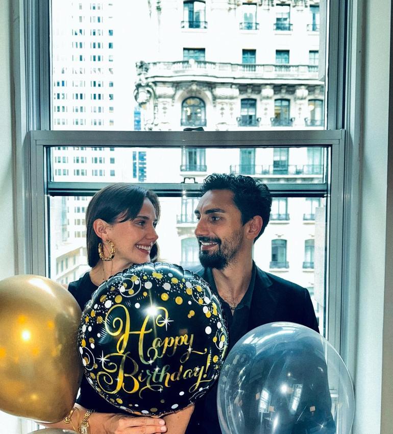 27. yaşına New Yorkta merhaba dedi Alina Boz ve eşinden aşk dolu kareler