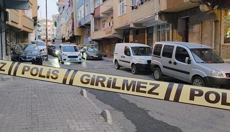 Bağcılarda silahlı saldırı Çocuklar son anda kurtuldu